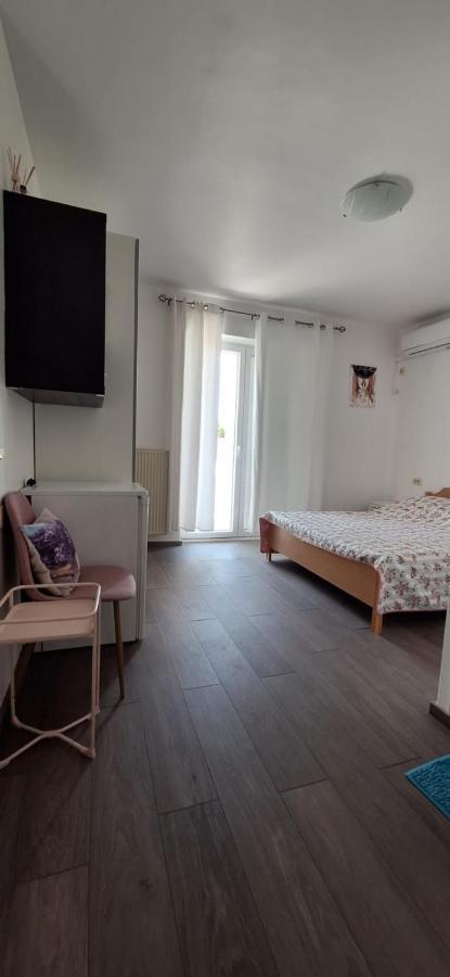Apartments Villa Milenka 노바야 외부 사진