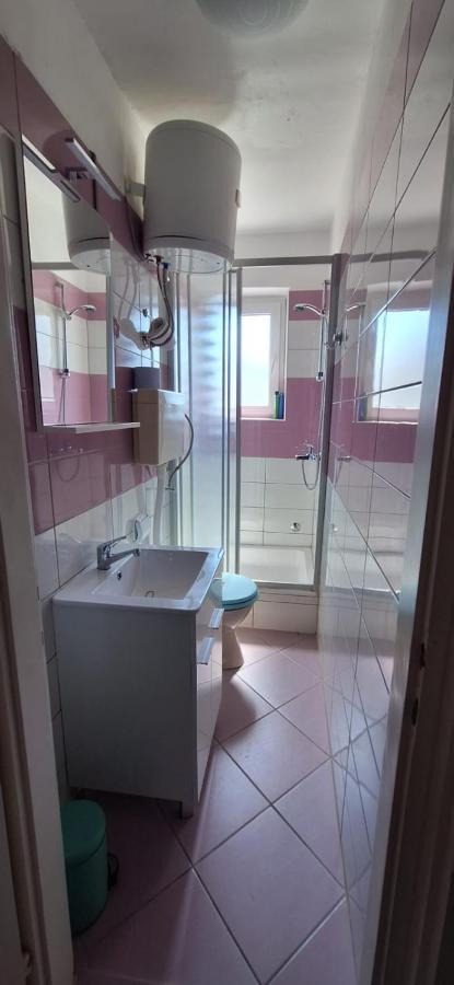 Apartments Villa Milenka 노바야 외부 사진